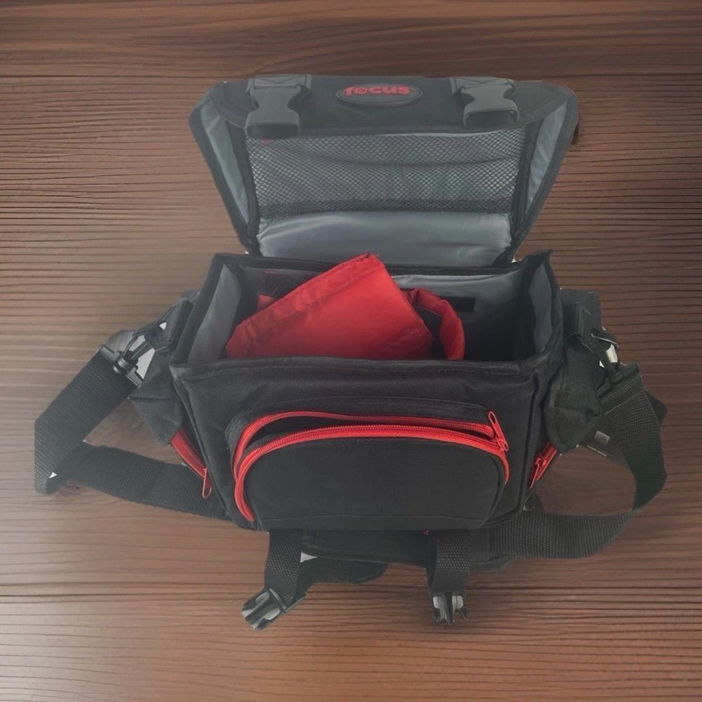 Focus Deluxe SLR Camera Bag